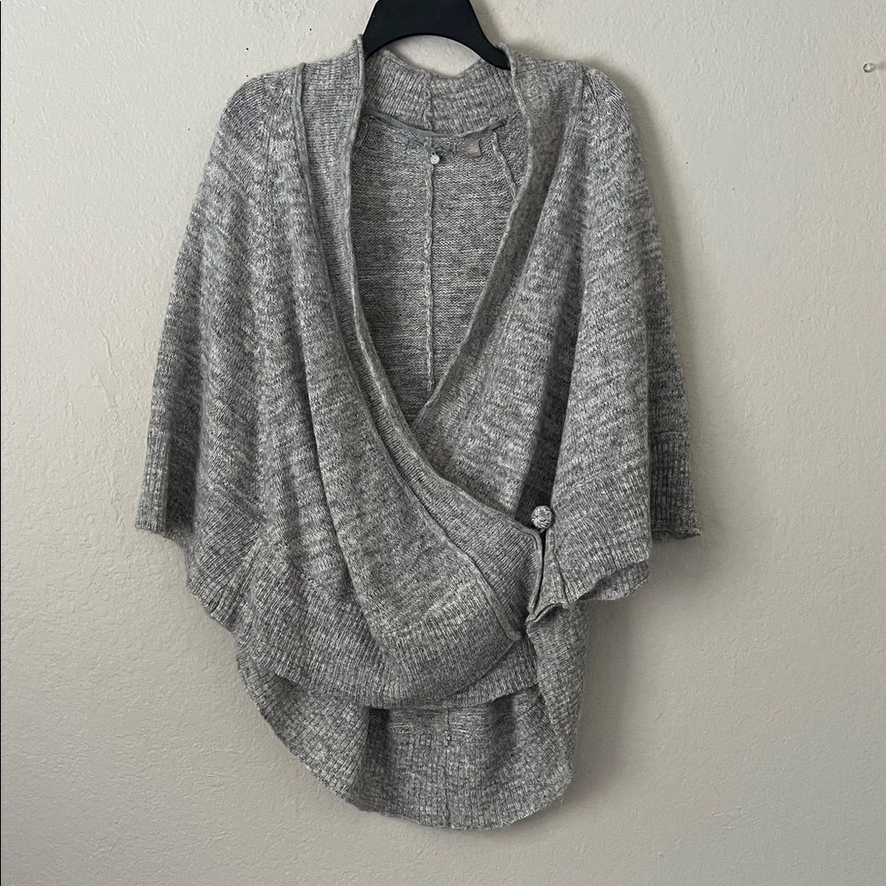 Like New! Anthropologie Knitted & Knotted Gray Wool Blend Cardigan in Size XS